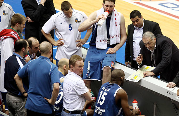 世界足球提 世界足球提